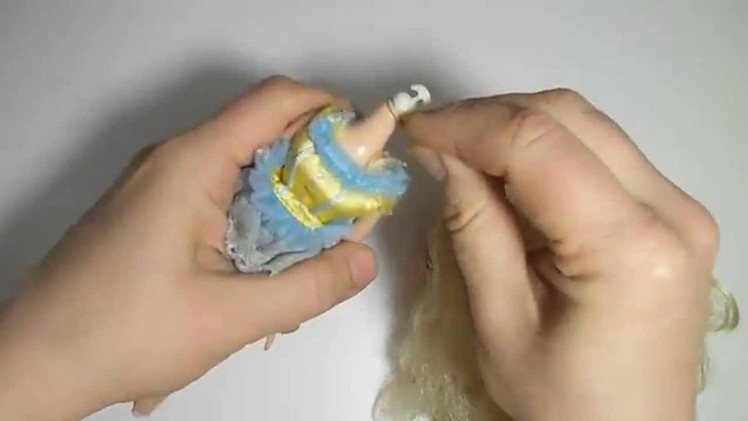 How to FIX Bratz doll WOBBLY head with rubberband