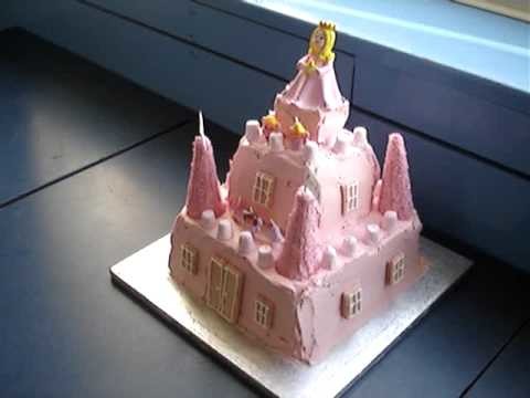Amateur betty crocker princess castle cake