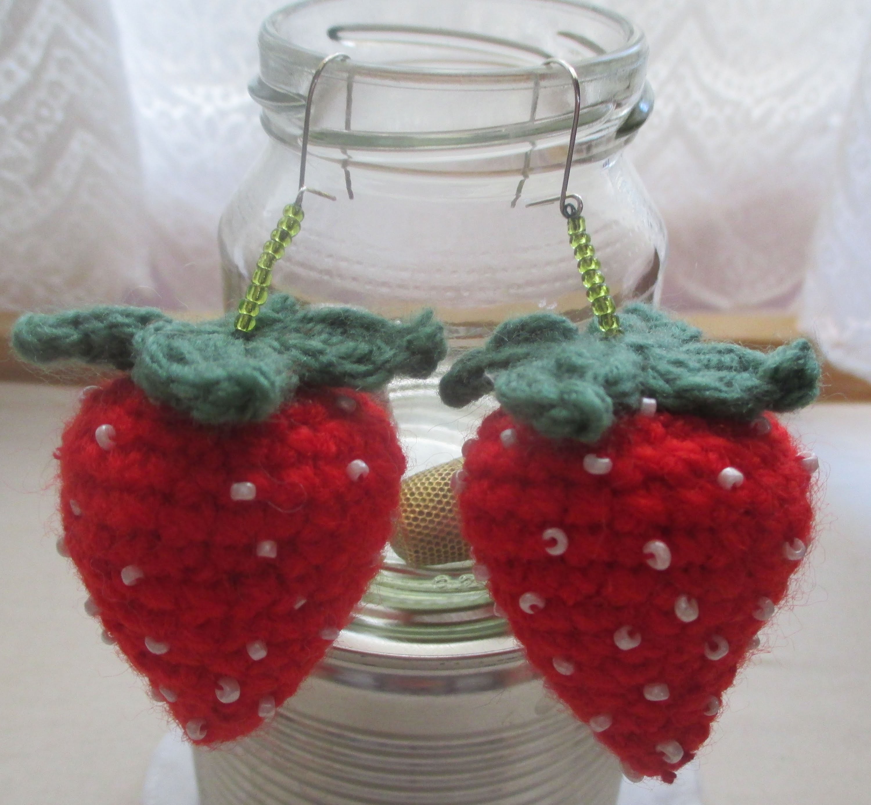 Amigurumi Crochet strawberry earrings tutorial