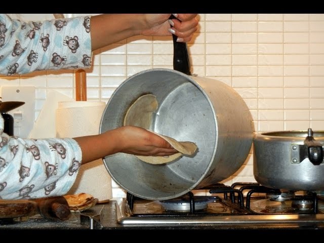 How to prepare or make tandoori roti at home