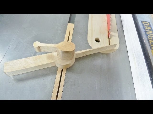 Table saw clamp