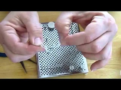 How to Use a Wire Jig for Jewelry Making