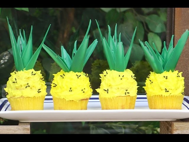 PINEAPPLE CUPCAKES! Summer fun Cupcakes with  My Cupcake Addiction
