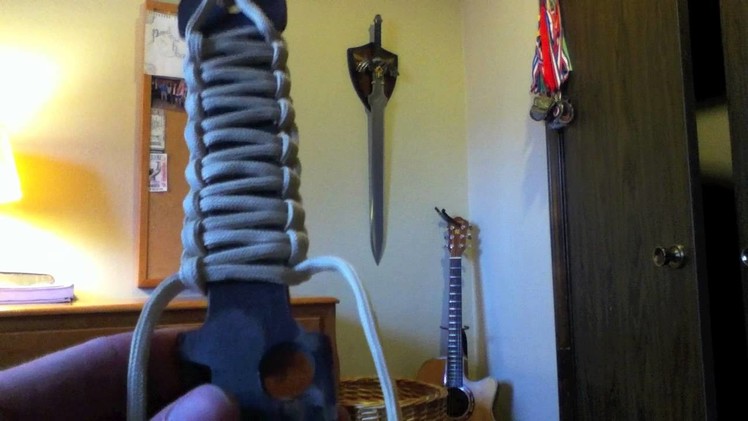 How to Easily Wrap a Knife with Paracord.