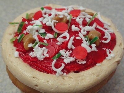 Decorating Cupcakes #108:  The Pizza