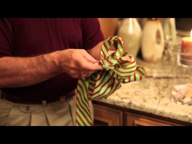 How to make a bow with wired ribbon Evergreen Lake of the Ozarks Missouri