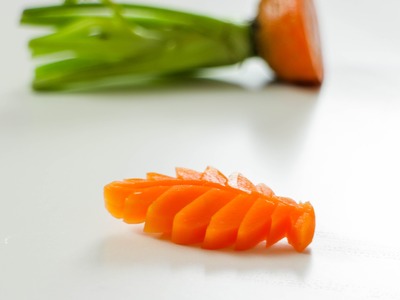 How To Make A Carrot Leaf - Vegetable Carving Art