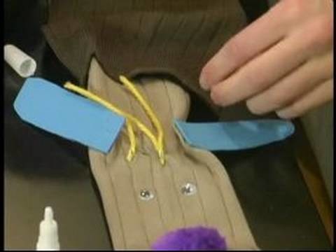 How to Make Sock Puppets : Making Clothing for a Sock Puppet