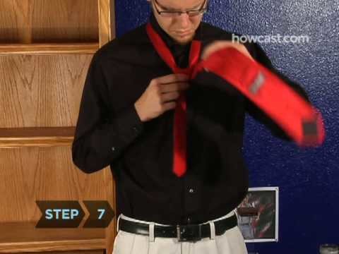 How to Tie a Tie with a Half Windsor Knot
