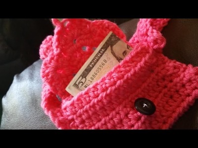 Crocheted Small Purse: Forty-Minute Project in Three Minutes