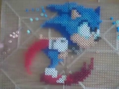 Sonic the Hedghog Running Perling Bead Pixel Art