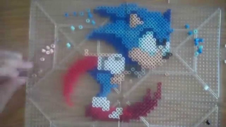 Sonic the Hedghog Running Perling Bead Pixel Art