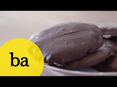 Vegan, Gluten-Free Thin Mint Cookies from BabyCakes | Sweet Spots