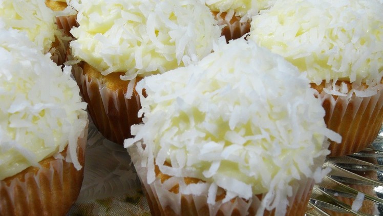 How to Make Coconut Cupcakes