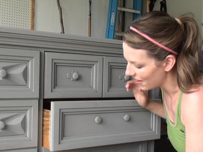Pretty Distressed Annie Sloan Chalk Paint® Tutorial #3 - Distressing