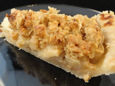Apple-Pear Ginger Crumble Pie