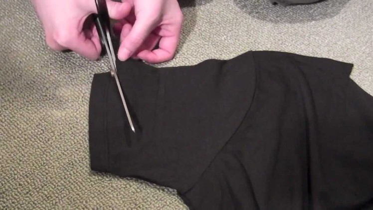 How To Make A Original Fringe Top from a T shirt