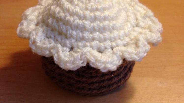 Make A Crochet Cup Cake - Crafts - Guidecentral