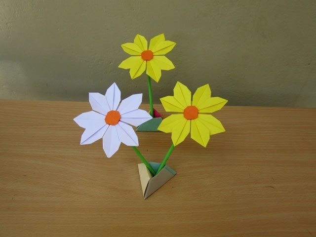 How to make a Beautiful Paper Daisy Flower - Easy Tutorials