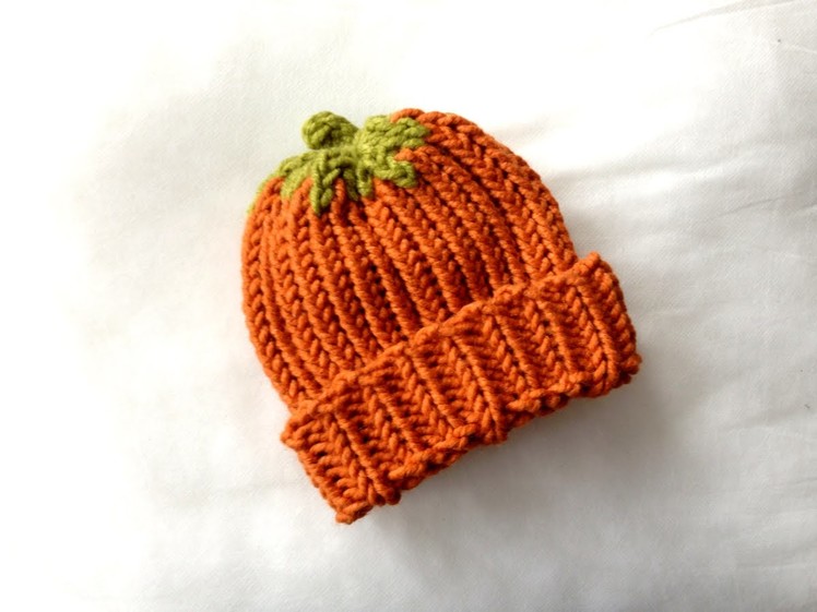 How to Loom Knit a Pumpkin Hat (DIY Tutorial)
