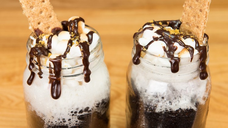S'mores Cake in a Jar: Backpack Baking from Cookies Cupcakes and Cardio