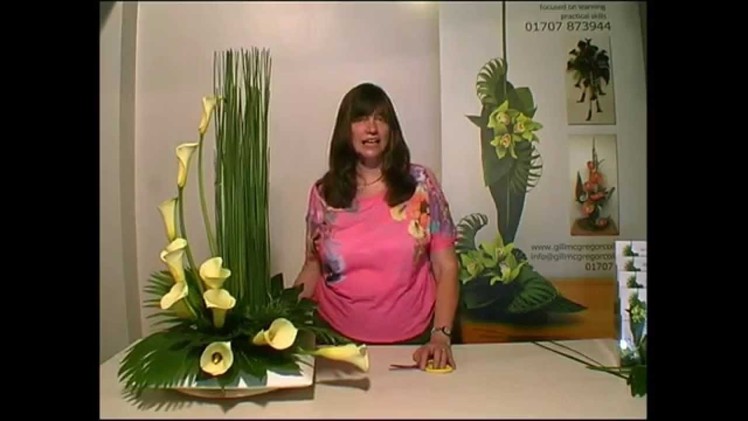 Contemporary Flower Arranging Lesson - Hedging