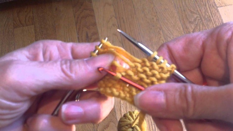 Fixing a Dropped Garter Stitch--Tip of the Week--04.18.14-1.1