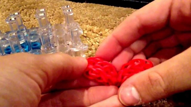 How to make a rainbow loom bow charm.ring