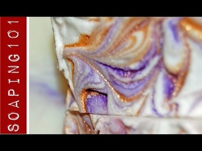 Creating Altered Mica Lines Soap {with mica swirl tops} S2W1