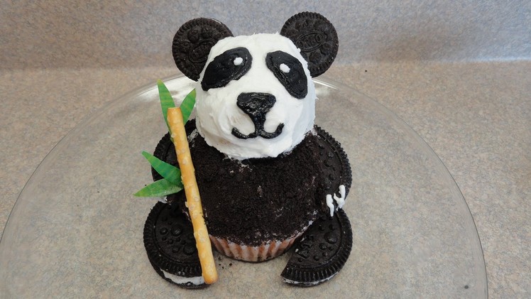 Decorating Cupcakes #86:  Pandas