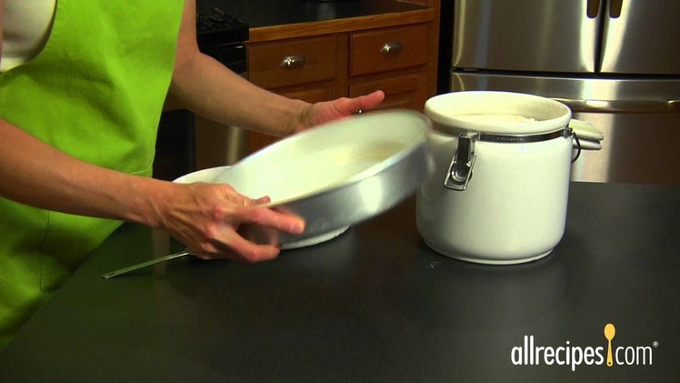 How to Prep a Cake Pan