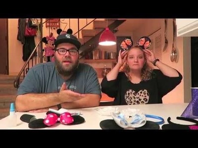 LeggLife | 11 | DIY Mickey & Minnie Ears!