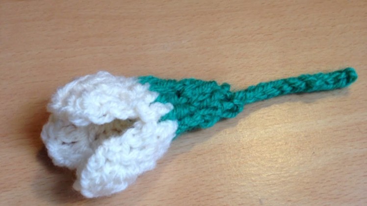 Crochet a Snowdrop Flower - DIY Crafts - Guidecentral
