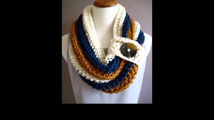 Crochet cowl with buttons