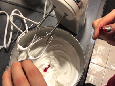 How to Make Raspberry Macarons