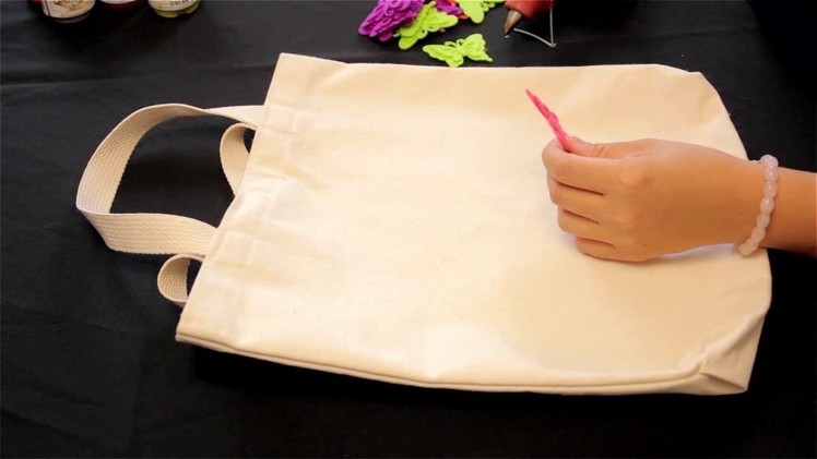 How to Decorate Eco Grocery Bags With Fabric : Decorative Fashion