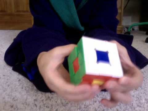 How to make a flower pattern on a 3x3 rubiks cube