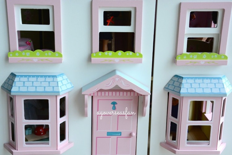 Setting up American Girl Doll House with furniture and Dolls