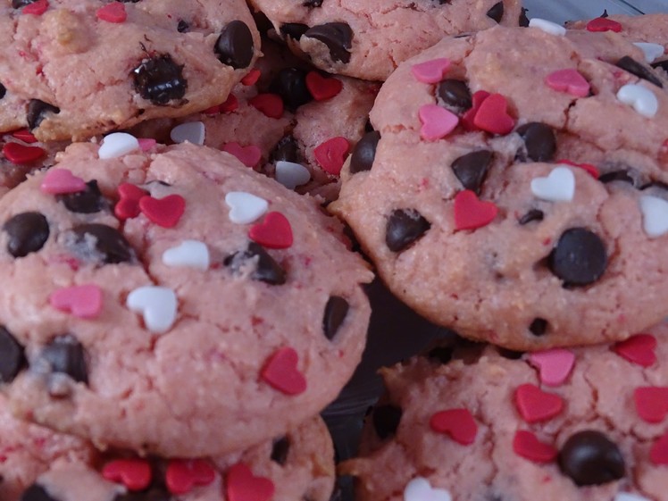 Valentine's day Strawberry Chocolate Chip Cookies- with yoyomax12