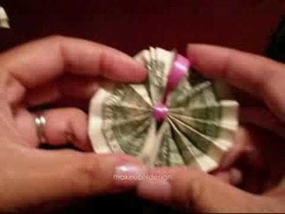 Hawaiian Money Lei Tutorial-Dollar Origami