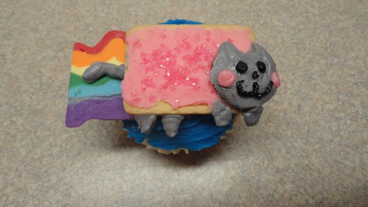 Decorating Cupcakes #80: Nyan Cat