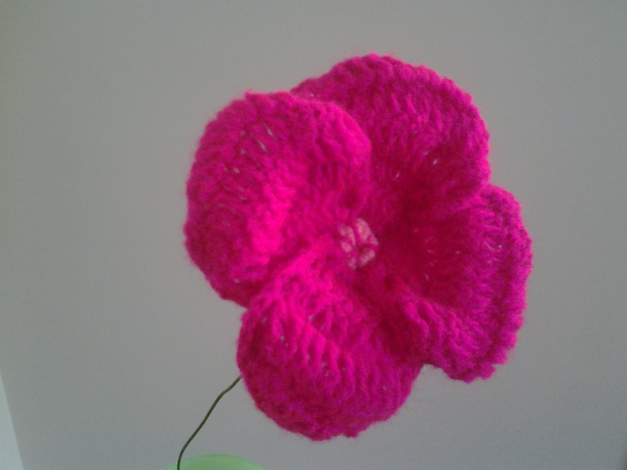 How to Crochet Poppy Flower?
