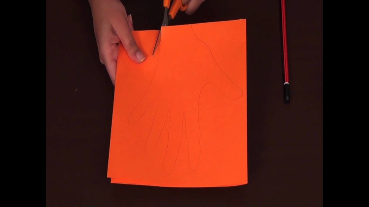 How to make a Hand Print Sun - Arts and Crafts