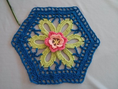Motif with a flower in the center