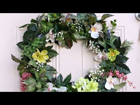 Create A Stunning Floral Wreath In 30 Minutes - DIY  - Guidecentral