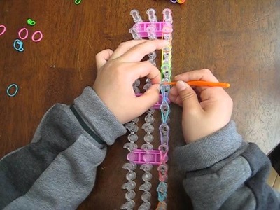 7  Year Old Teaches You How to Make a Simple Loom Bracelet