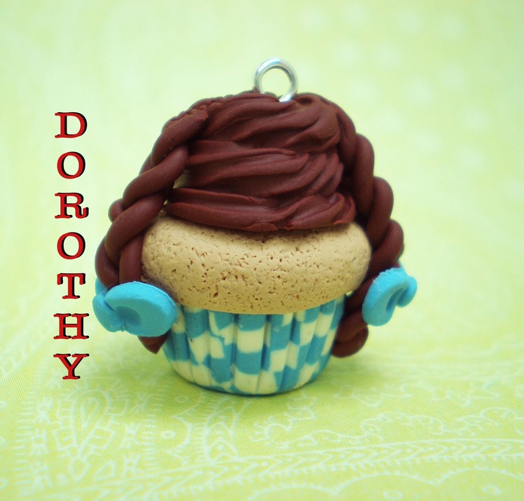 Clay Made Easy: Dorothy Cupcake Tutorial