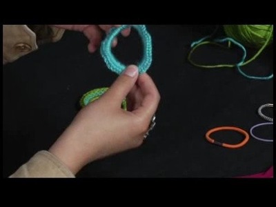 How to Crochet a Scrunchie : Hair Scrunchie Crochet Pattern