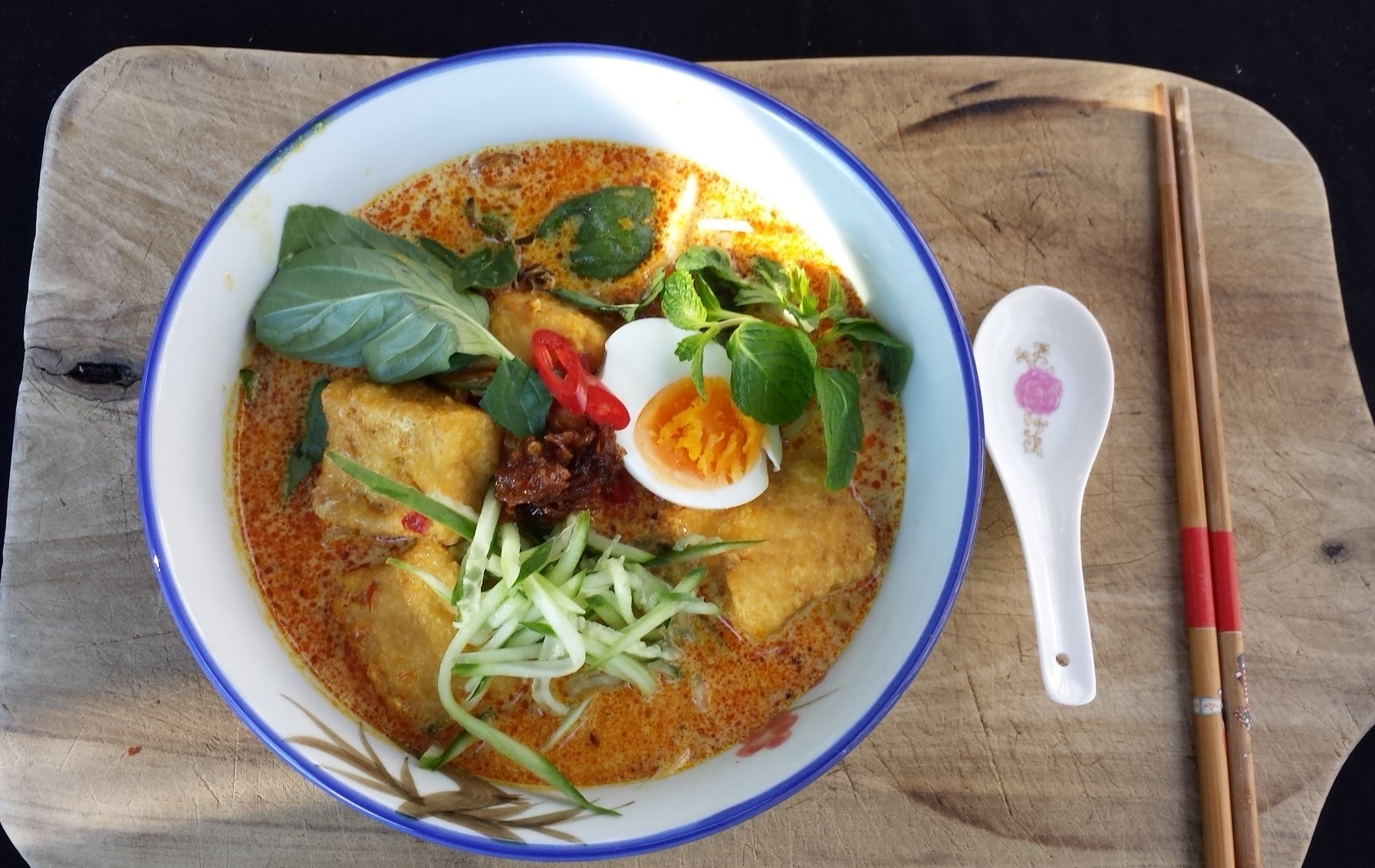 How To Make Laksa Nyonya In 15 Minutes