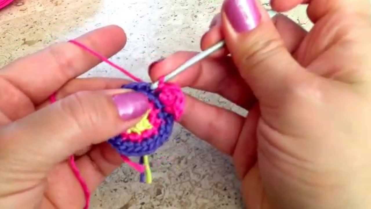 Como hacer flores en crochet Parte 2